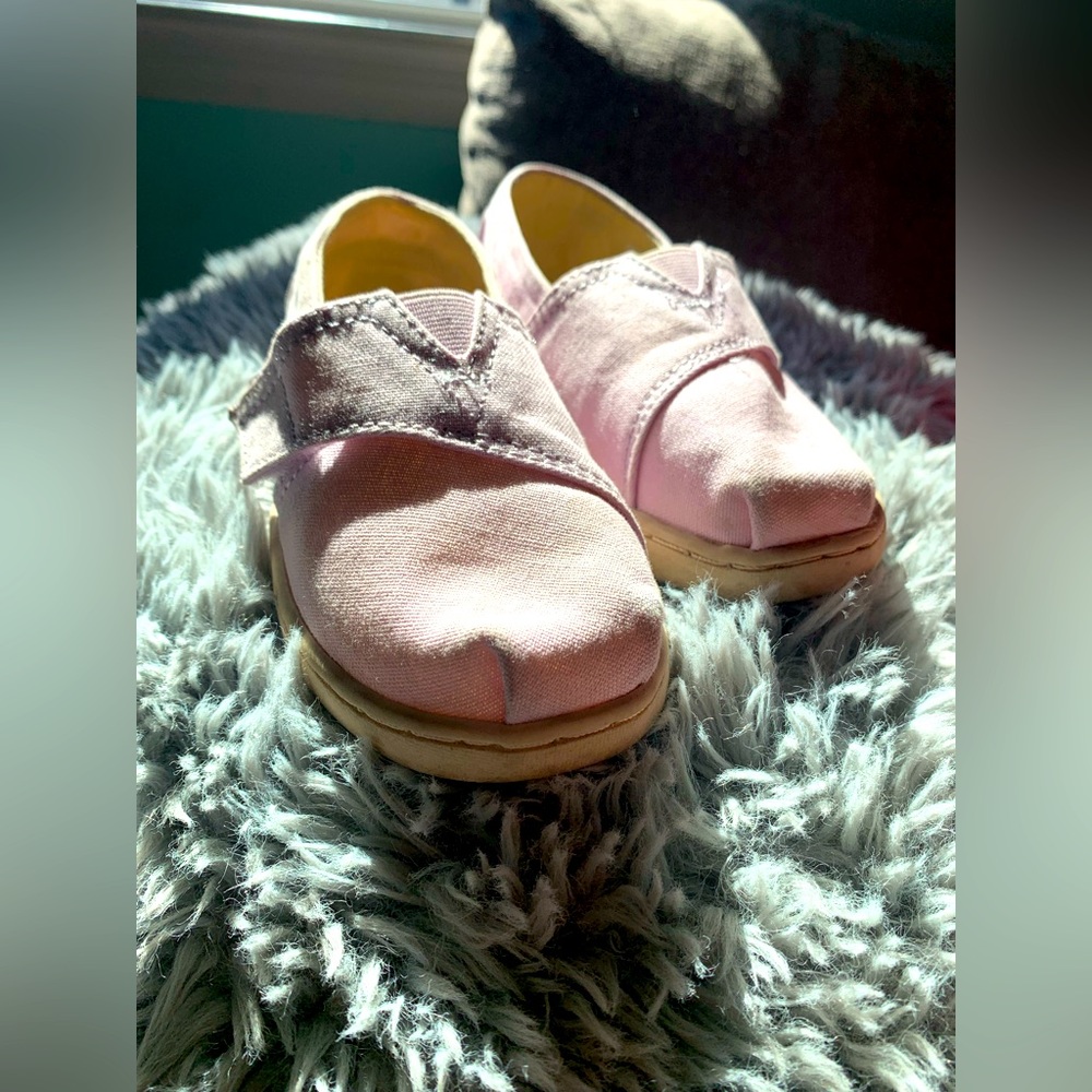 Toms Girls Toddler Size 10